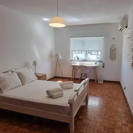 Central Luxury Flat 3 Balconies *